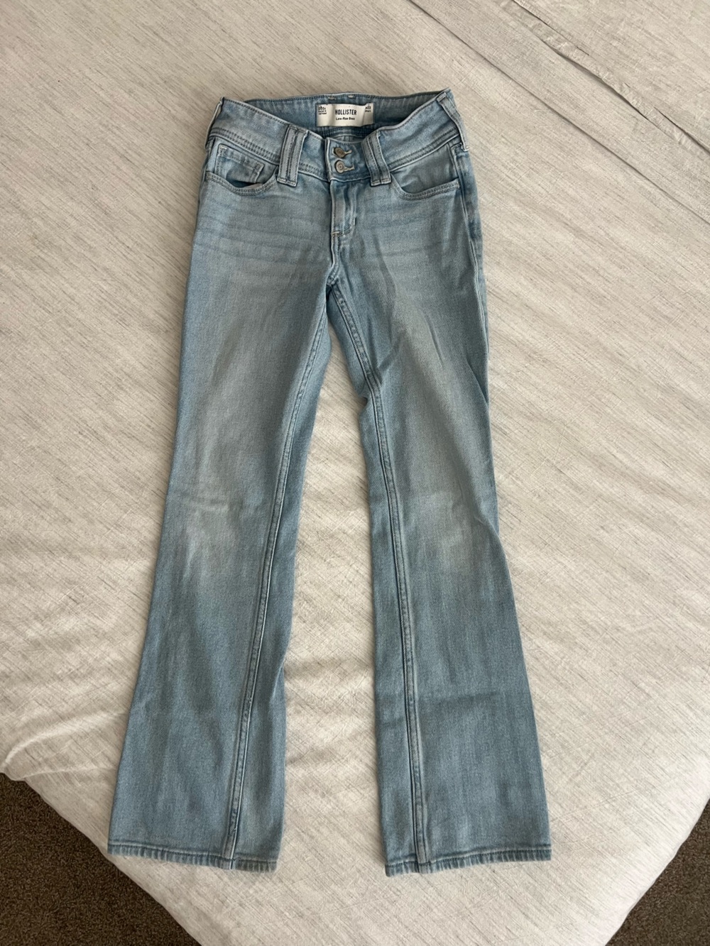 Hollister Women's Light Wash Low Rise Boot Jeans